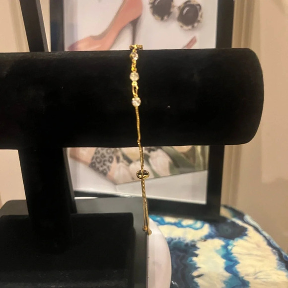 Infinity gold plated bracelet with Cubic Zirconia stones, adjustable NIB - Picture 4 of 7